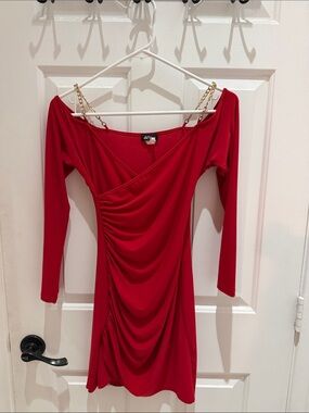 Fashion Magazine Red Long-Sleeve Ruched Bodycon Dress